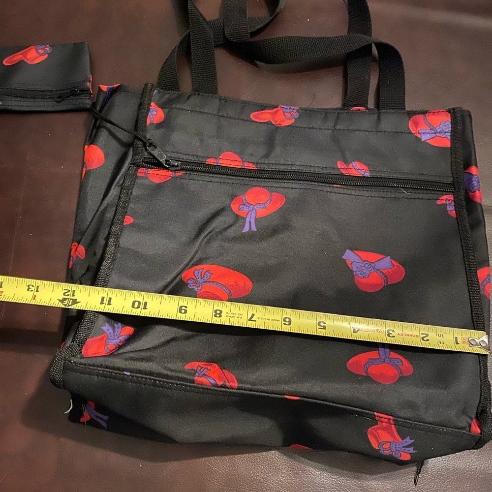 Red Hat Lady Tote Bag - Picture 5 of 9